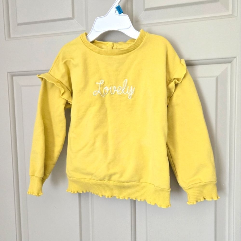 3/$15 Blukids Yellow Sweatshirt Size 2t
